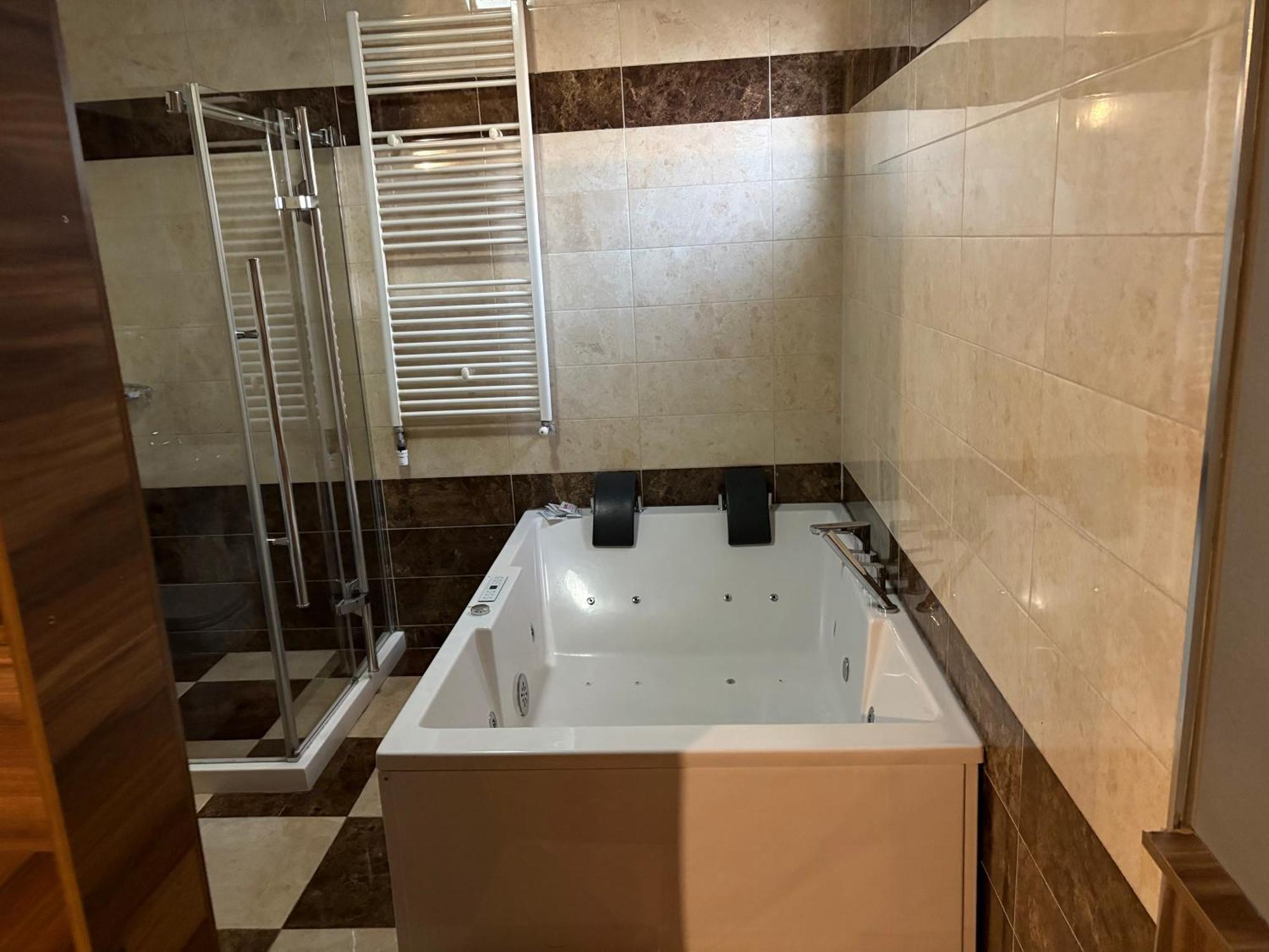 Hotel Europa 92 Ferizaj Zewnętrze zdjęcie